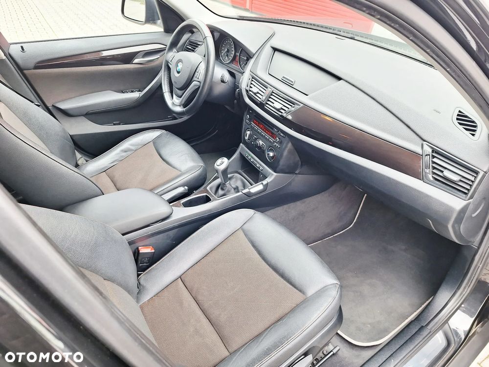 BMW X1 sDrive20d EfficientDynamics Edition xLine - 9