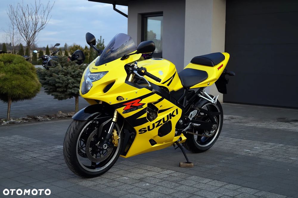 Suzuki GSX-R - 2