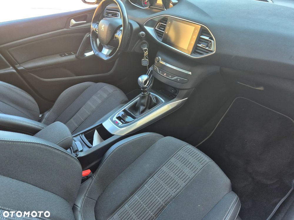 Peugeot 308 BlueHDi 120 Stop & Start Allure - 5