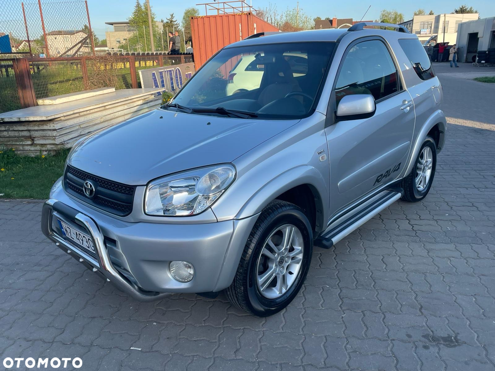 Toyota RAV4 - 8