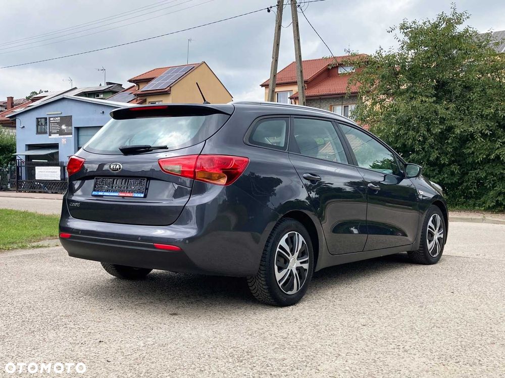Kia Ceed - 5