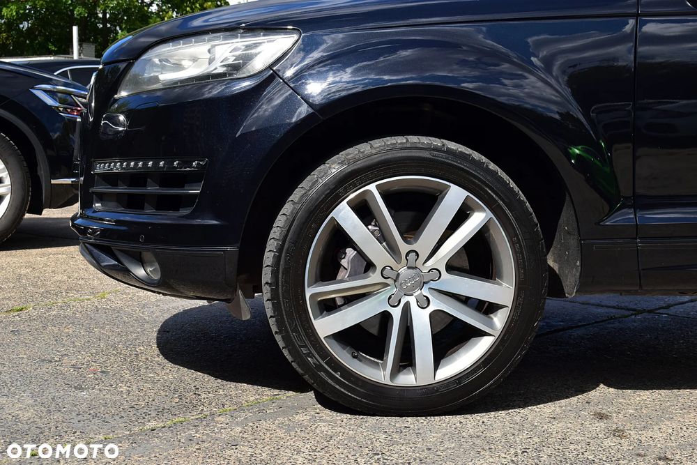 Audi Q7 3.0 TFSI Quattro Tiptronic - 25