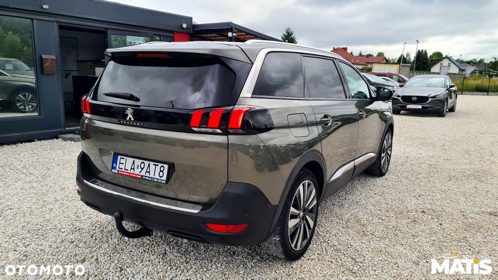 Peugeot 5008 - 9