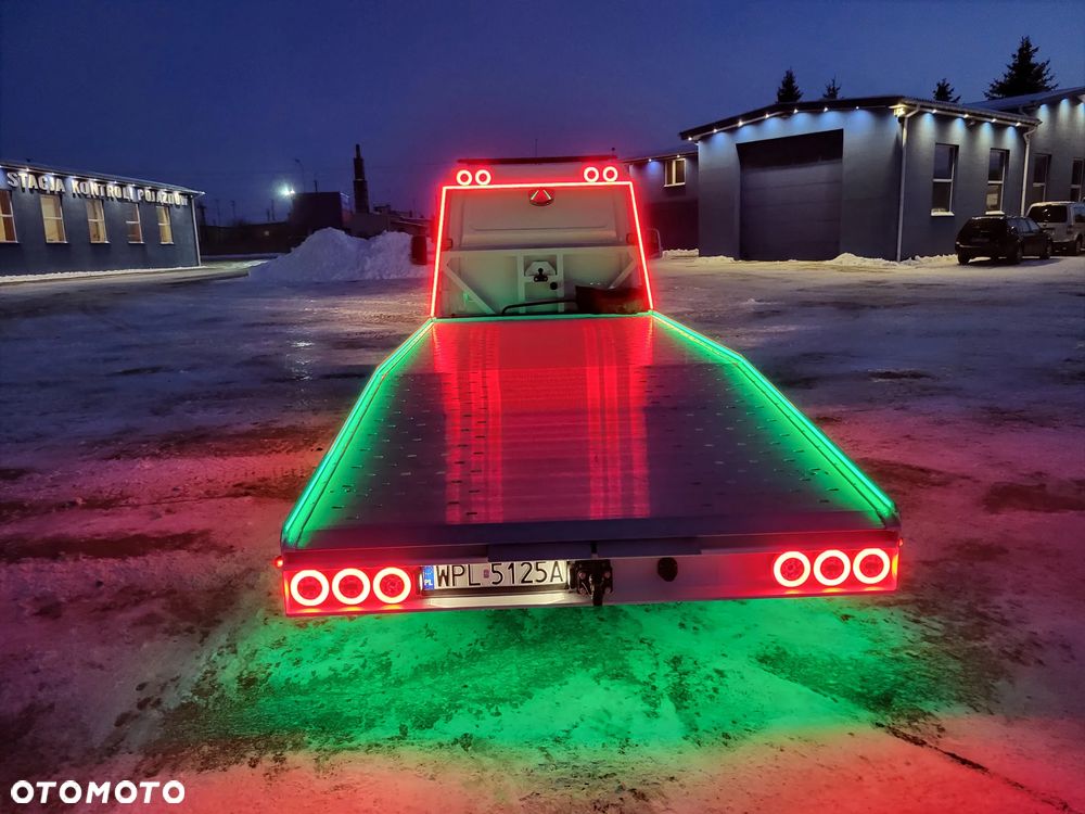 Mercedes-Benz Sprinter 317 Autolaweta najazd alu Hak 3500kg - 8