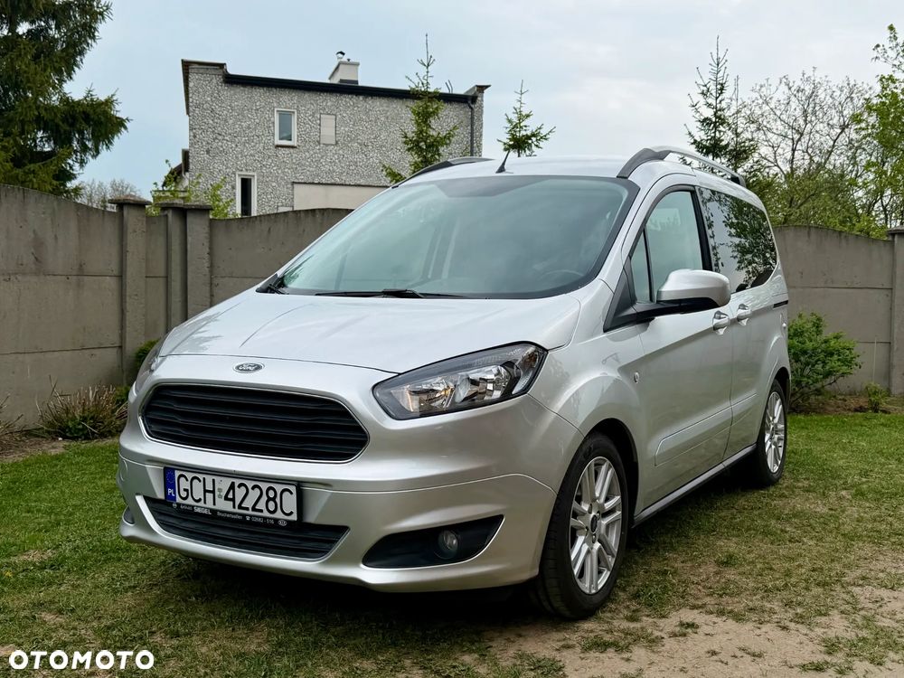 Ford Tourneo Courier 1.0 EcoBoost S&S Titanium - 2