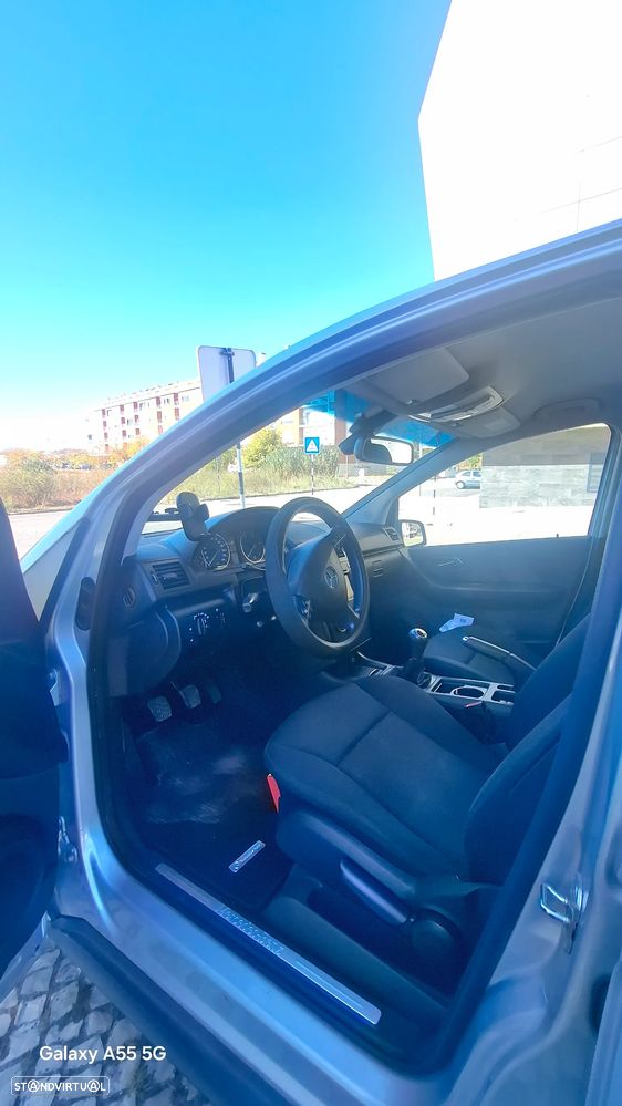 Mercedes-Benz A 180 - 12