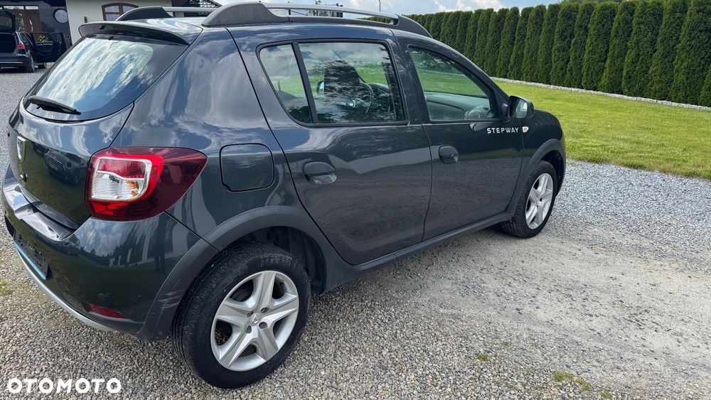 Dacia Sandero - 16