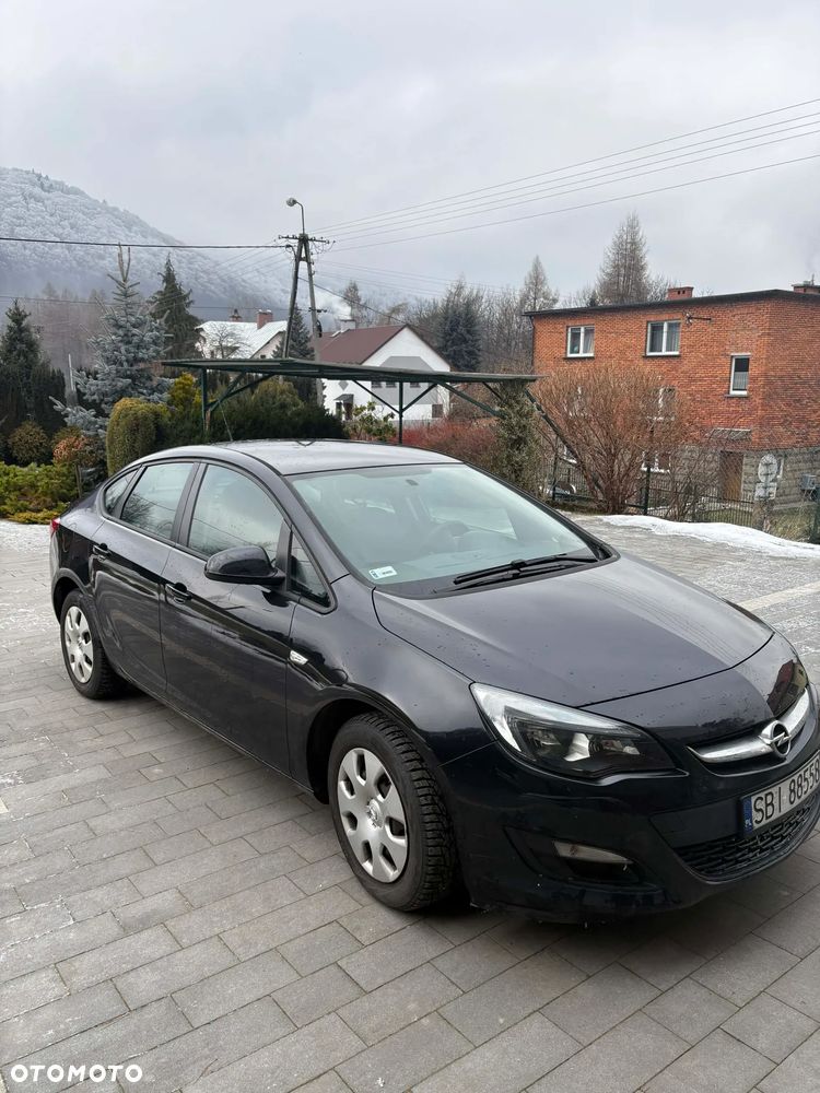 Opel Astra - 1