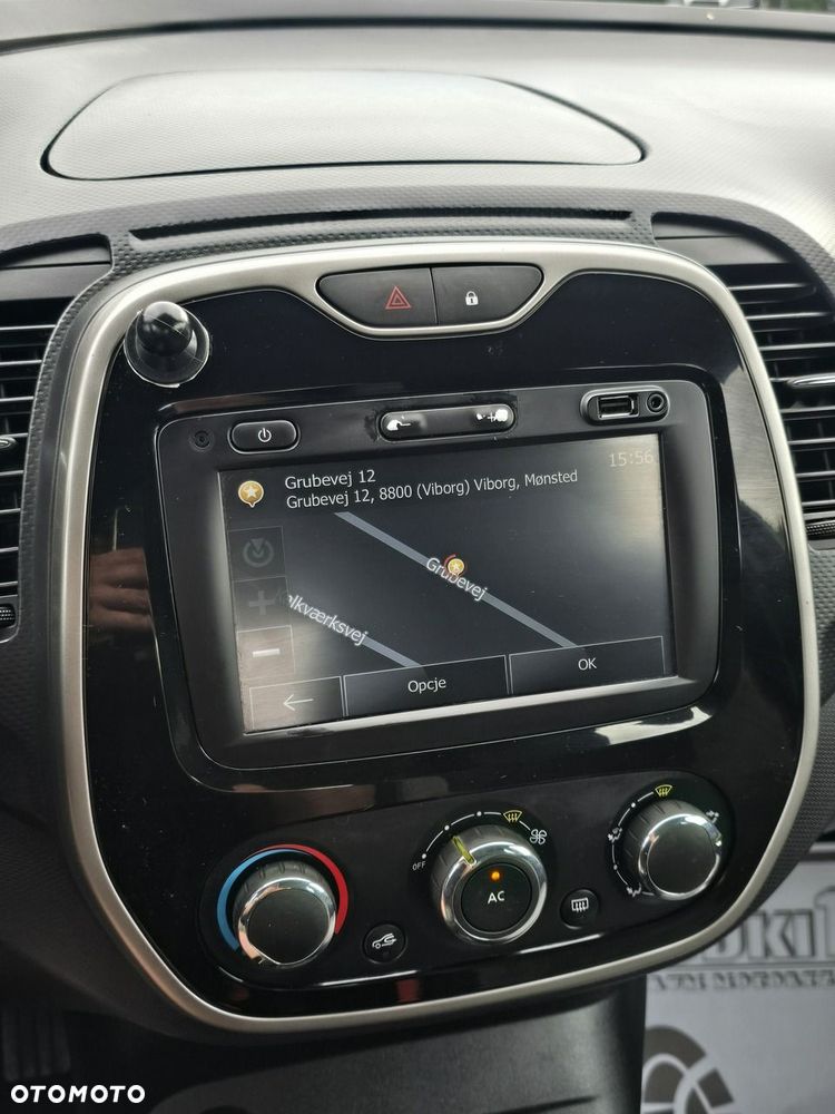 Renault Captur - 31