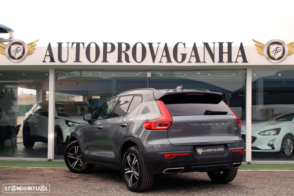 Volvo XC 40 1.5 T3 R-Design Tech Edition - 43