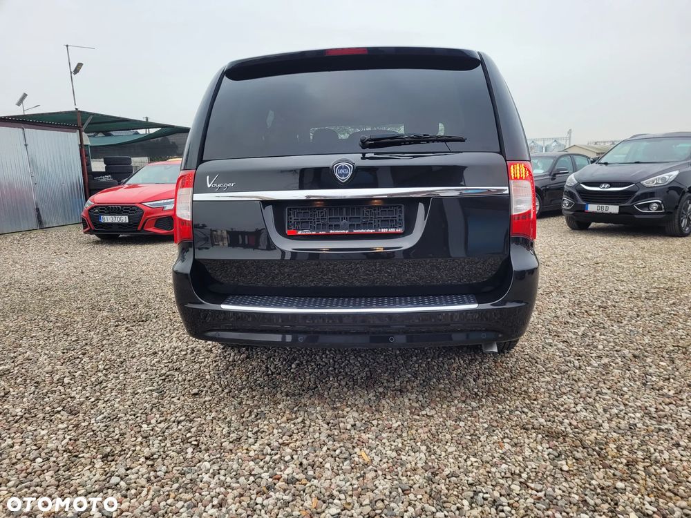 Lancia Voyager 2.8 CRD16v Gold - 11