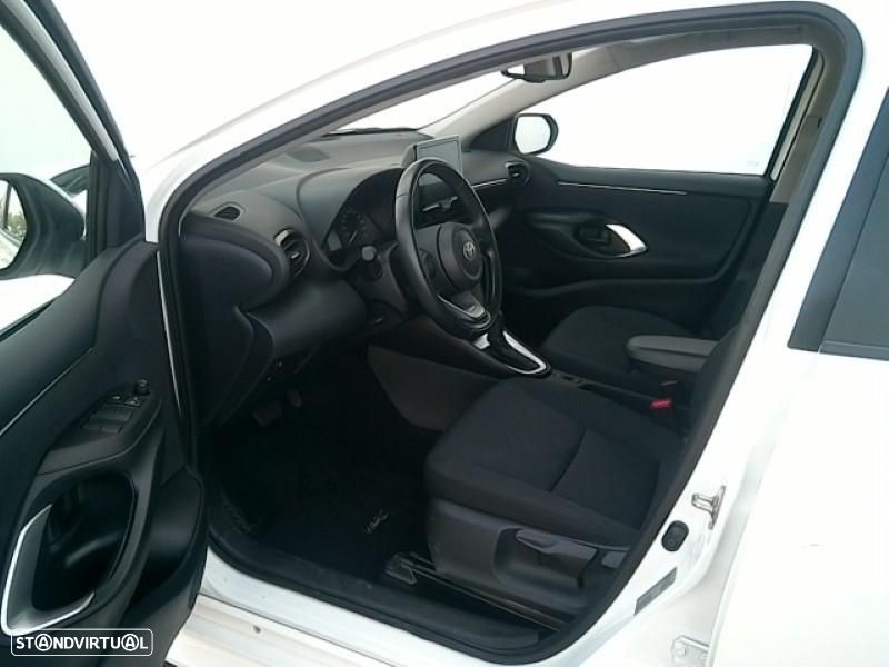 Toyota Yaris - 11