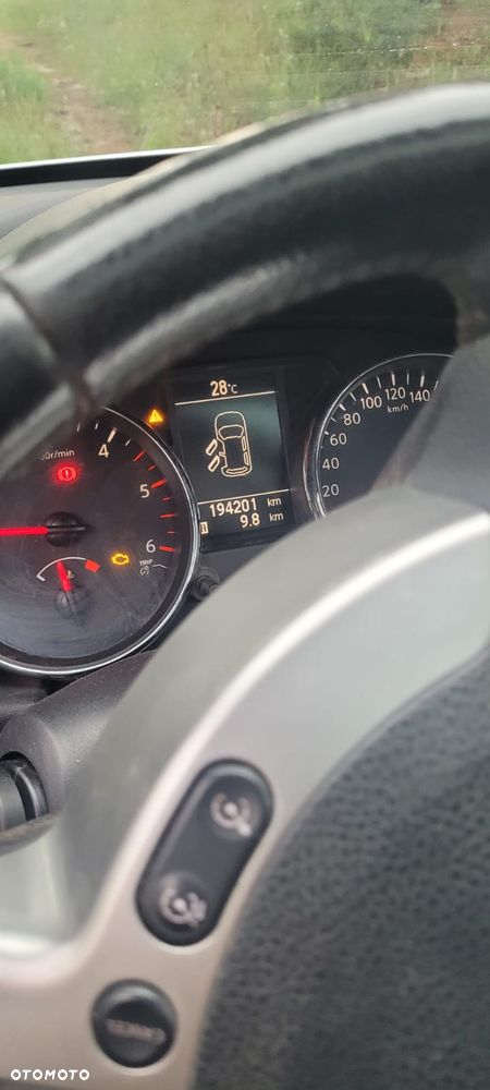 Nissan Qashqai 2.0 dCi Tekna - 8