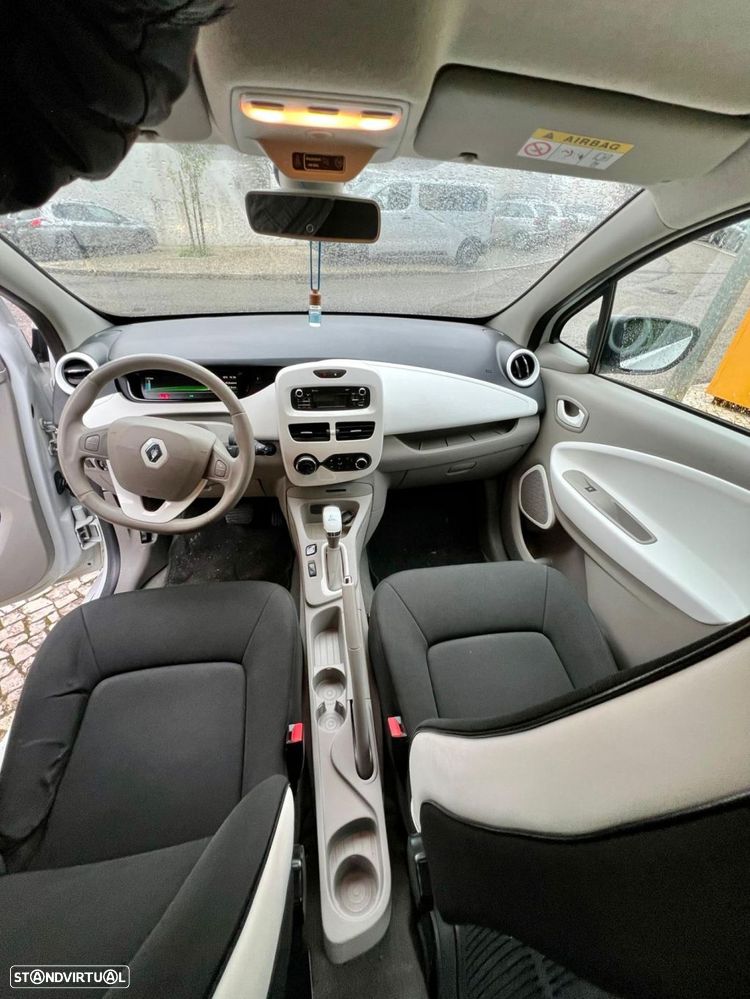 Renault Zoe - 15