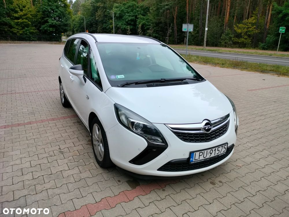 Opel Zafira 2012 photo 4