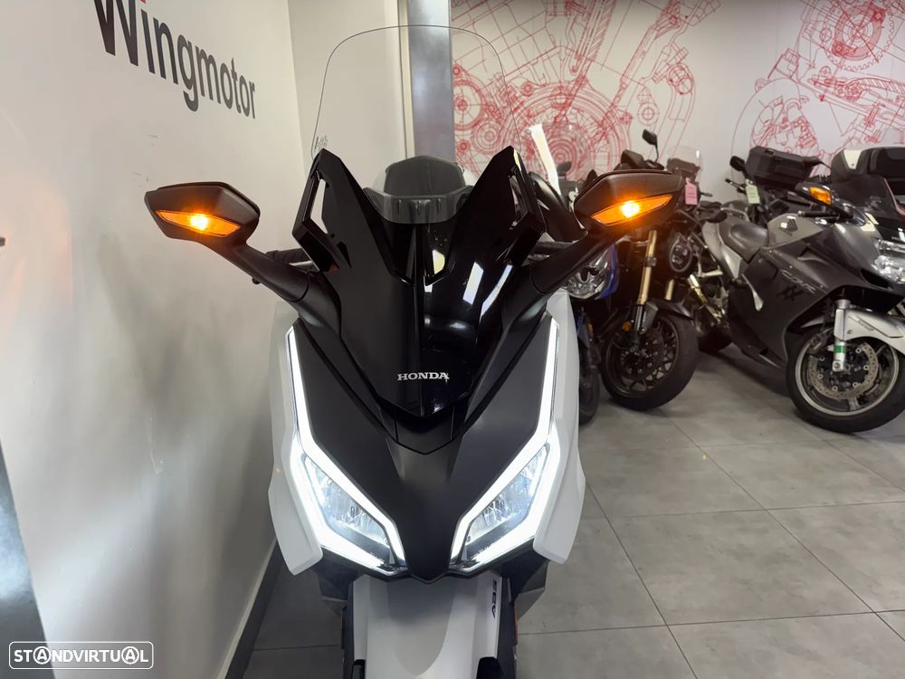 Honda Forza 350 - 4