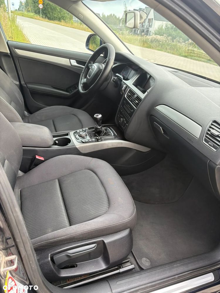 Audi A4 Avant 2.0 TDI - 11