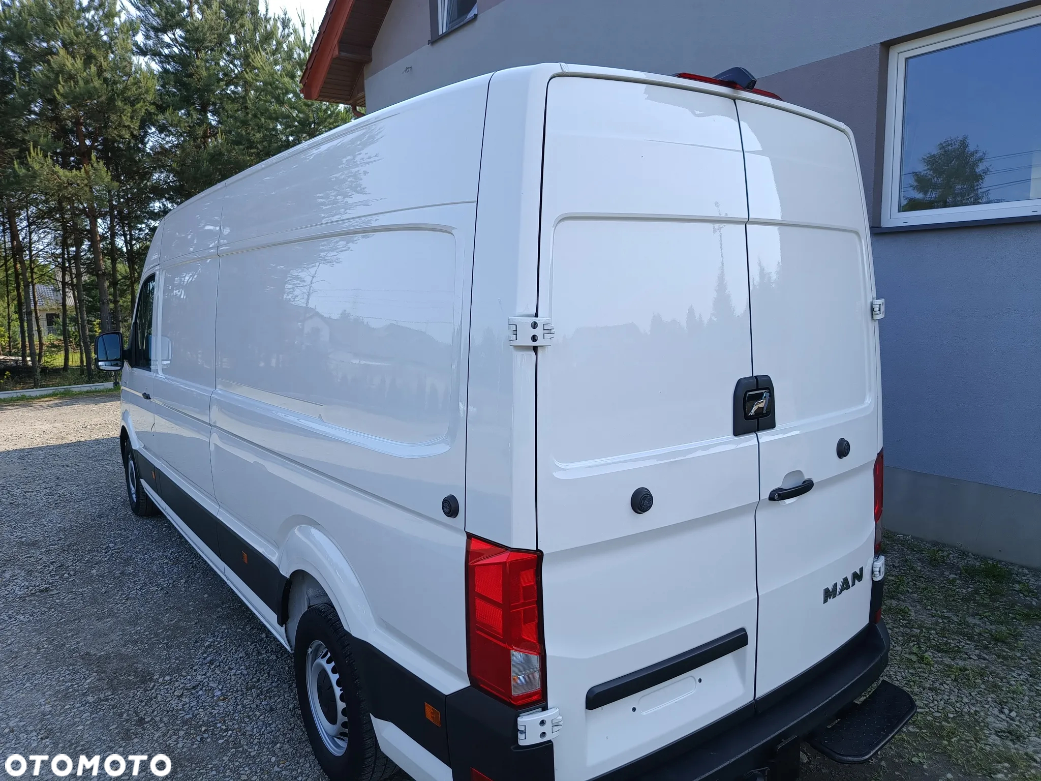 Volkswagen Crafter 3.180 Automat Długi - 6