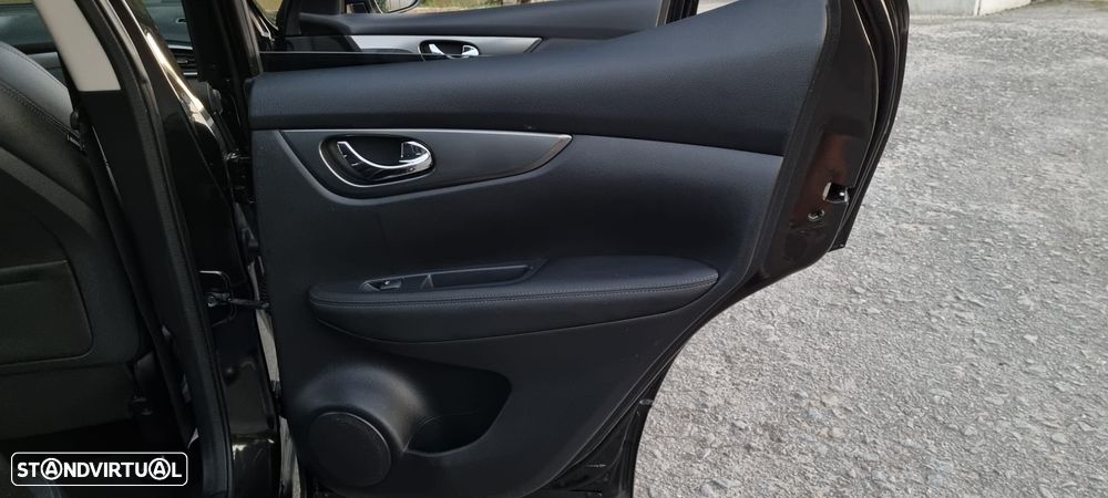 Nissan Qashqai 1.5 dCi Tekna - 25