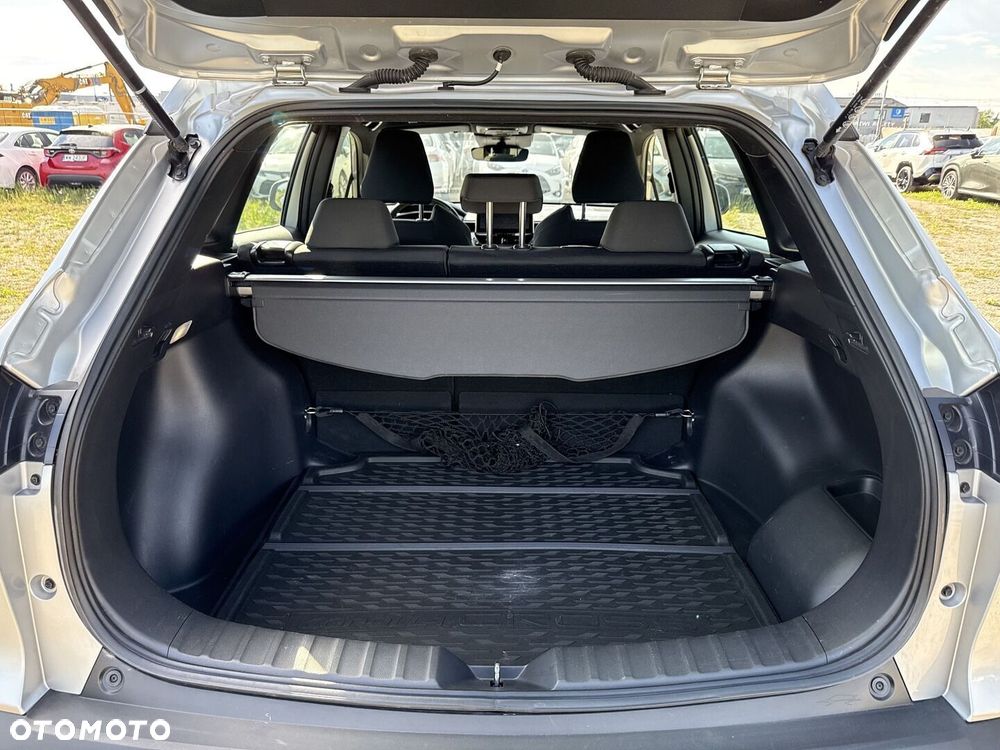 Toyota Corolla Cross - 15