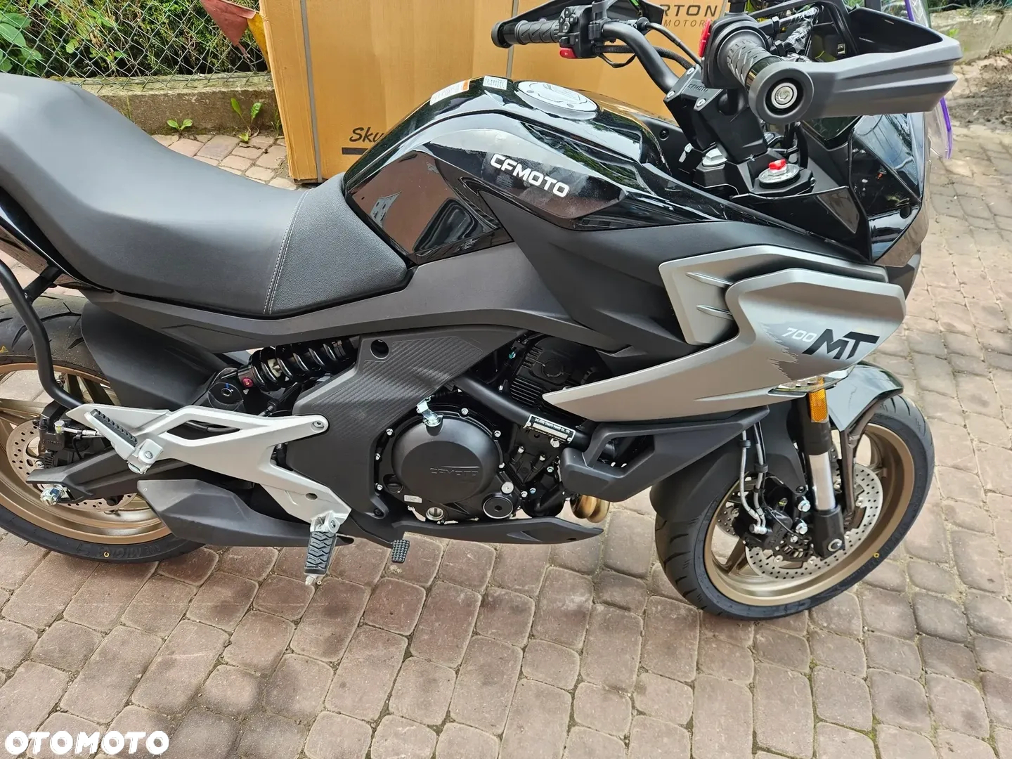 CFMoto MT - 17
