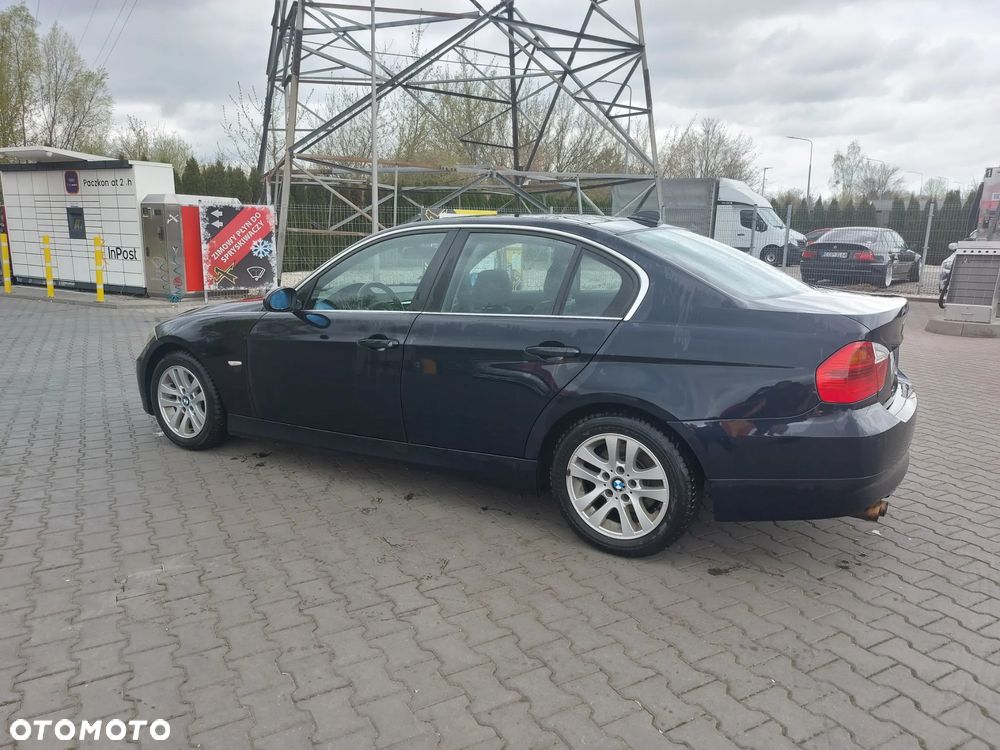 BMW Seria 3 325i - 3