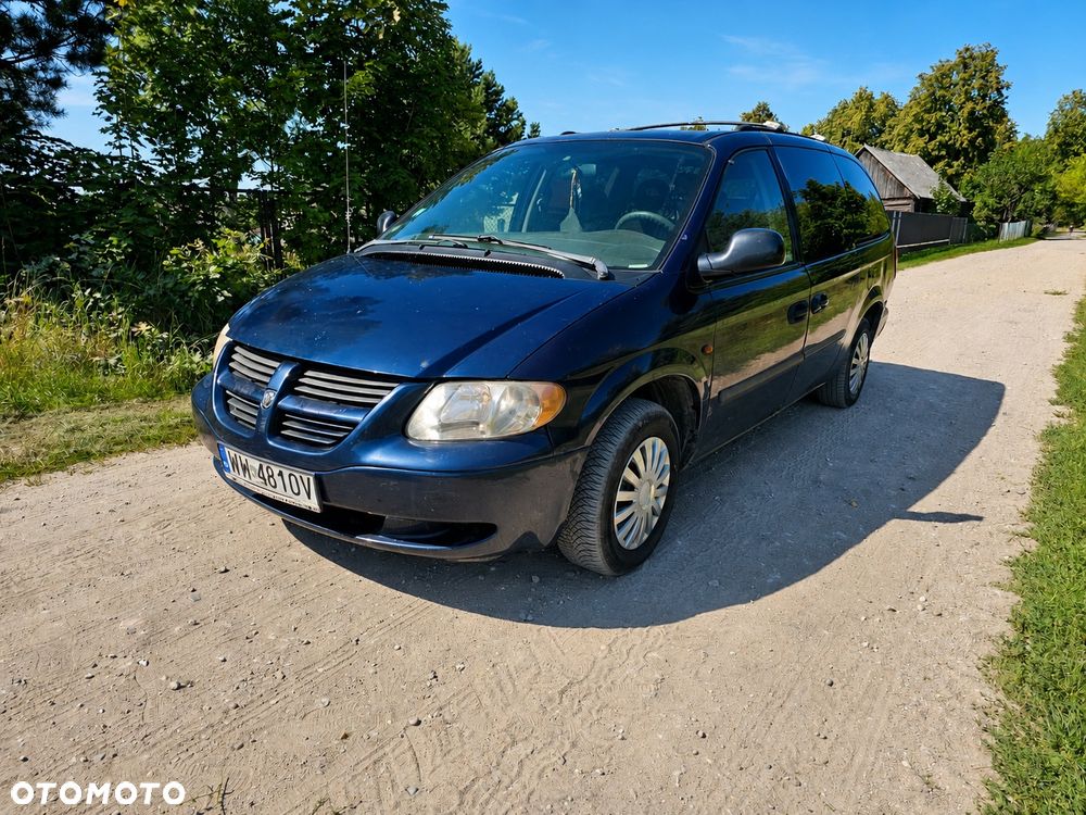 Dodge Caravan - 7