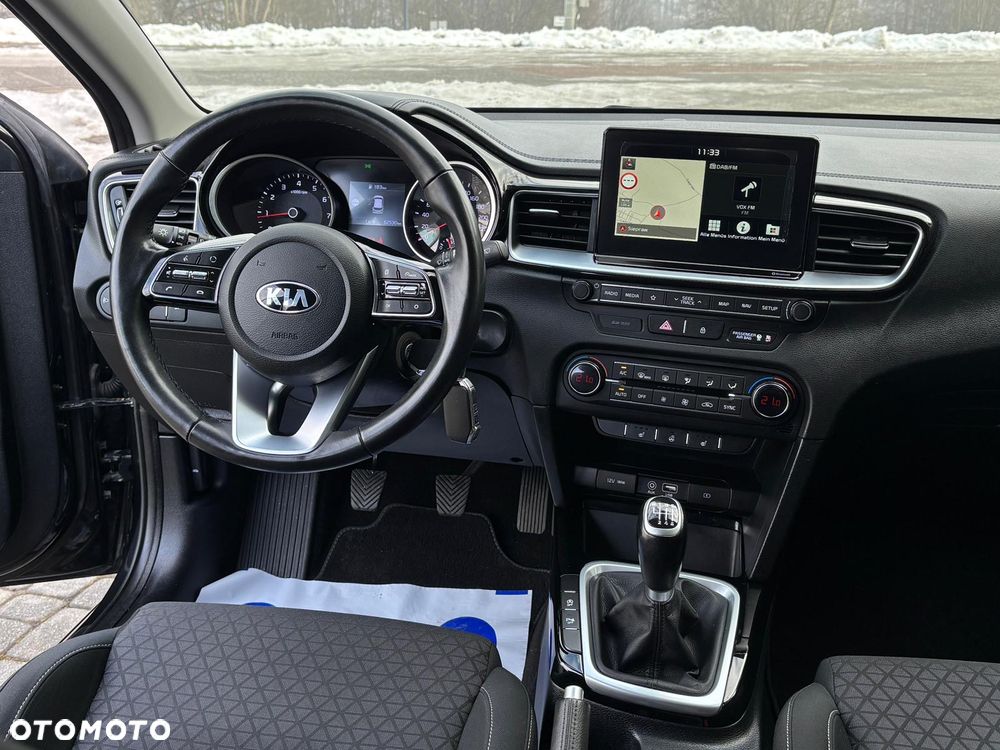 Kia Ceed 1.4 L Business Line - 12