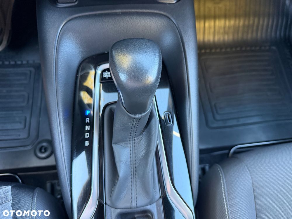 Toyota Corolla 1.8 Hybrid Comfort - 31