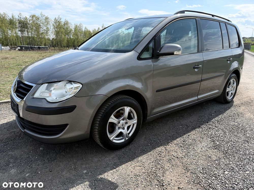 Volkswagen Touran 1.6 Freestyle - 2