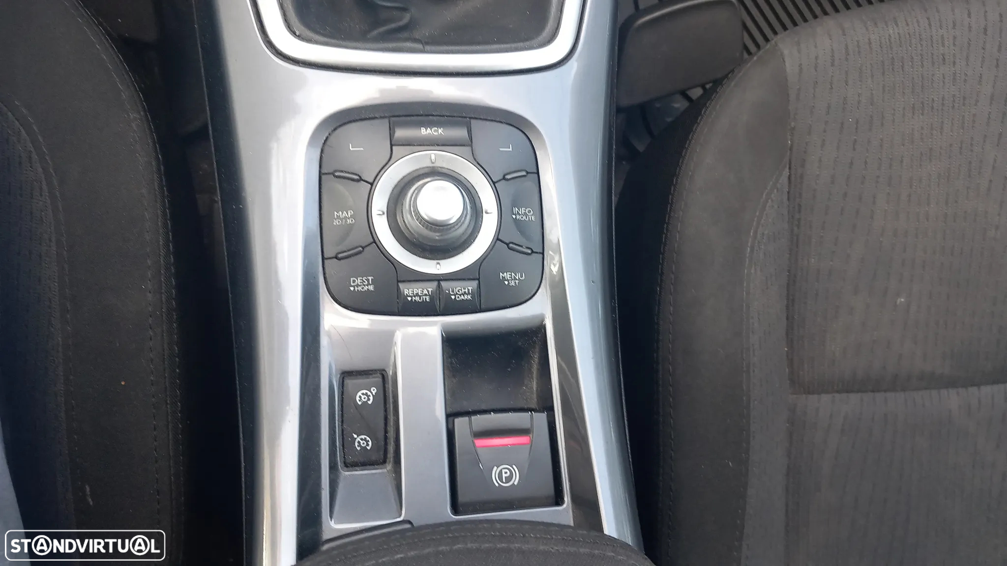 Renault Laguna 1.5 dCi Confort - 12