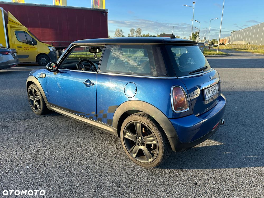 MINI Cooper Standard - 11