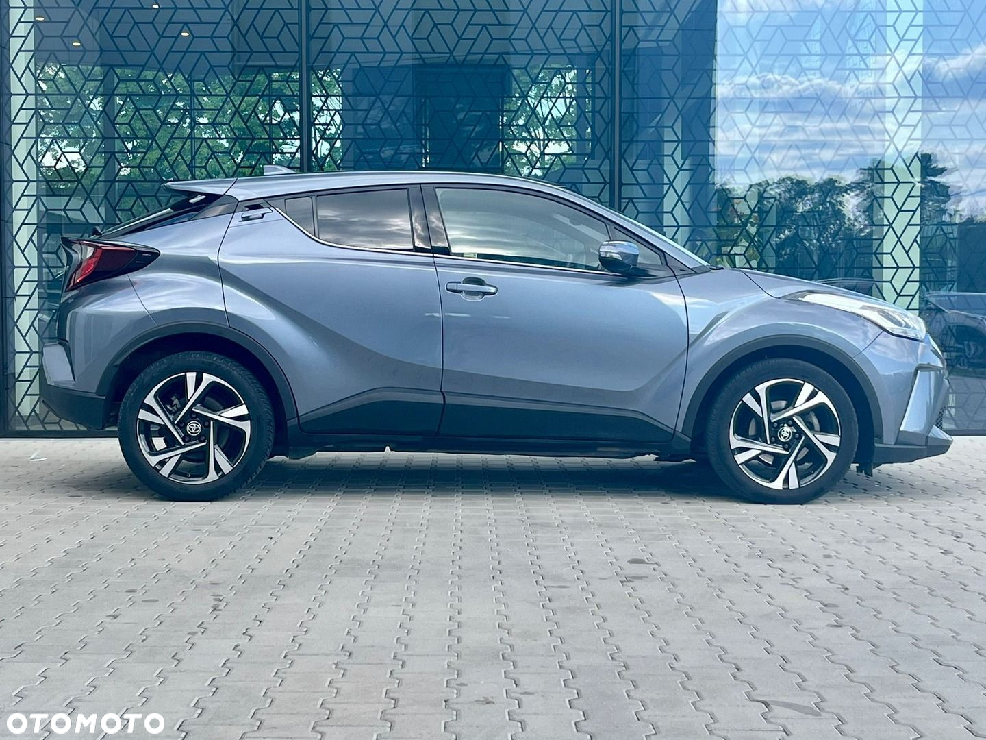 Toyota C-HR - 4