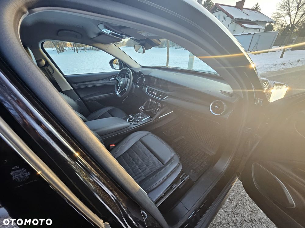 Alfa Romeo Stelvio 2.0 Turbo Super Q4 - 11