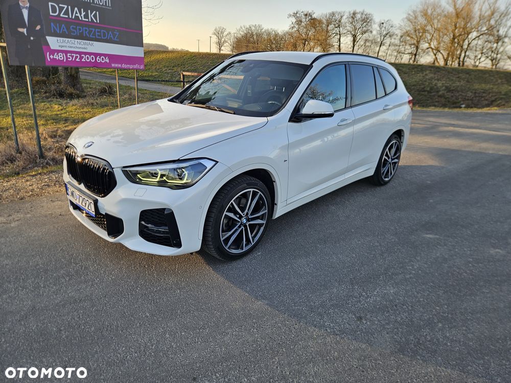 BMW X1 xDrive20i Sport Line sport - 1