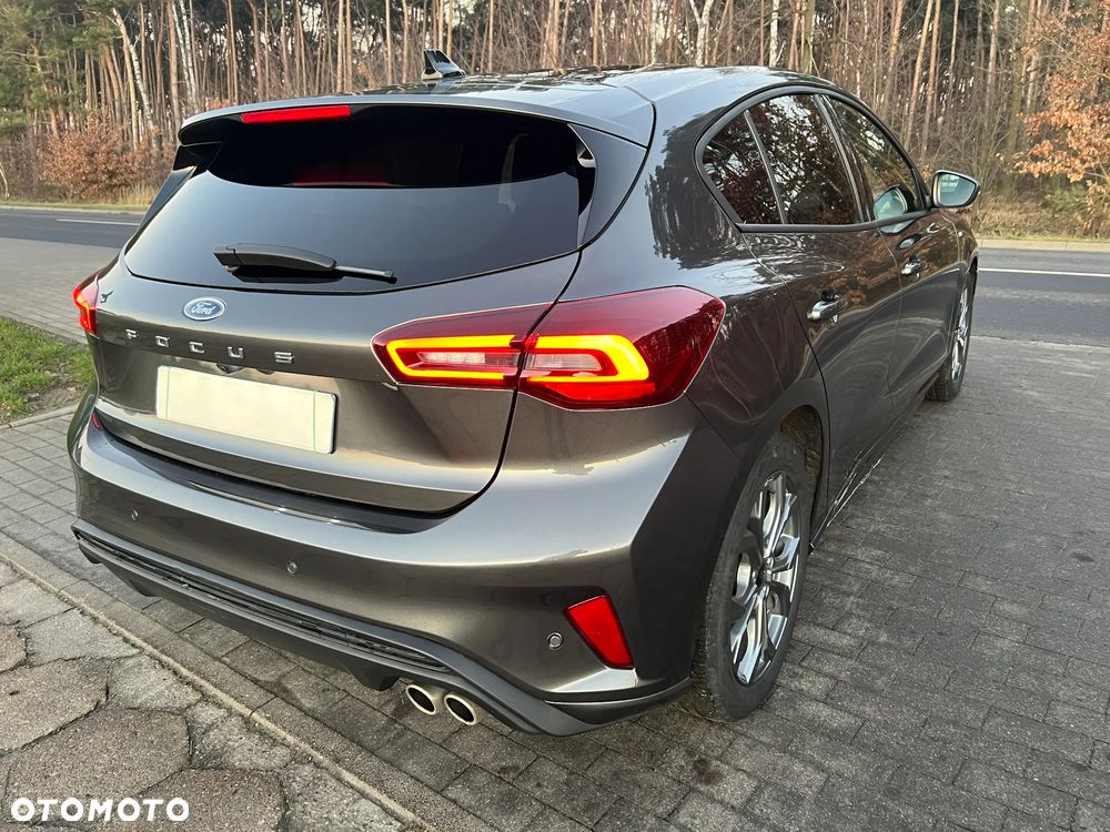 Ford Focus 1.0 EcoBoost Hybrid ST-LINE - 8