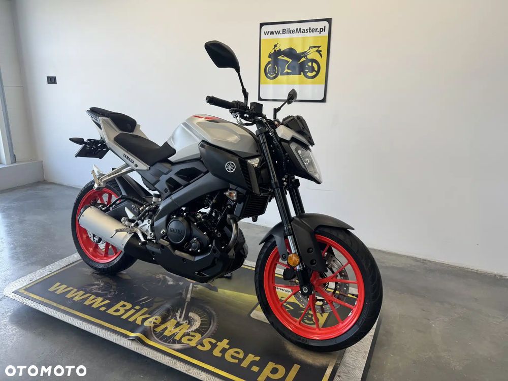 Yamaha MT - 3