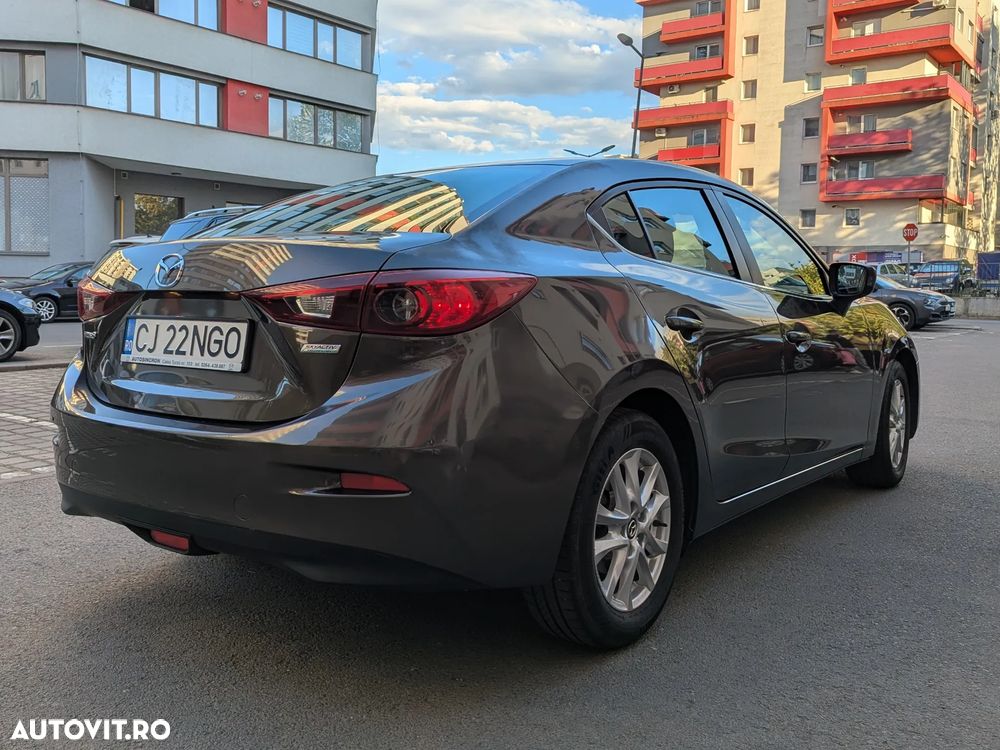 Mazda 3 G120 Attraction - 4
