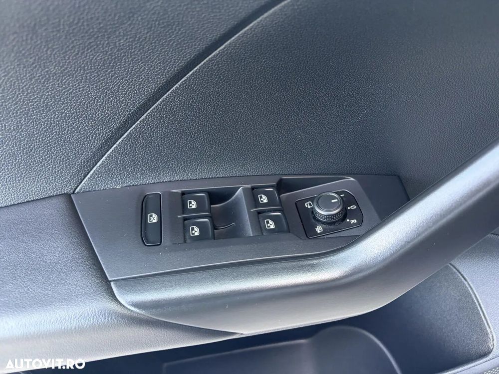 Volkswagen T-Cross - 15