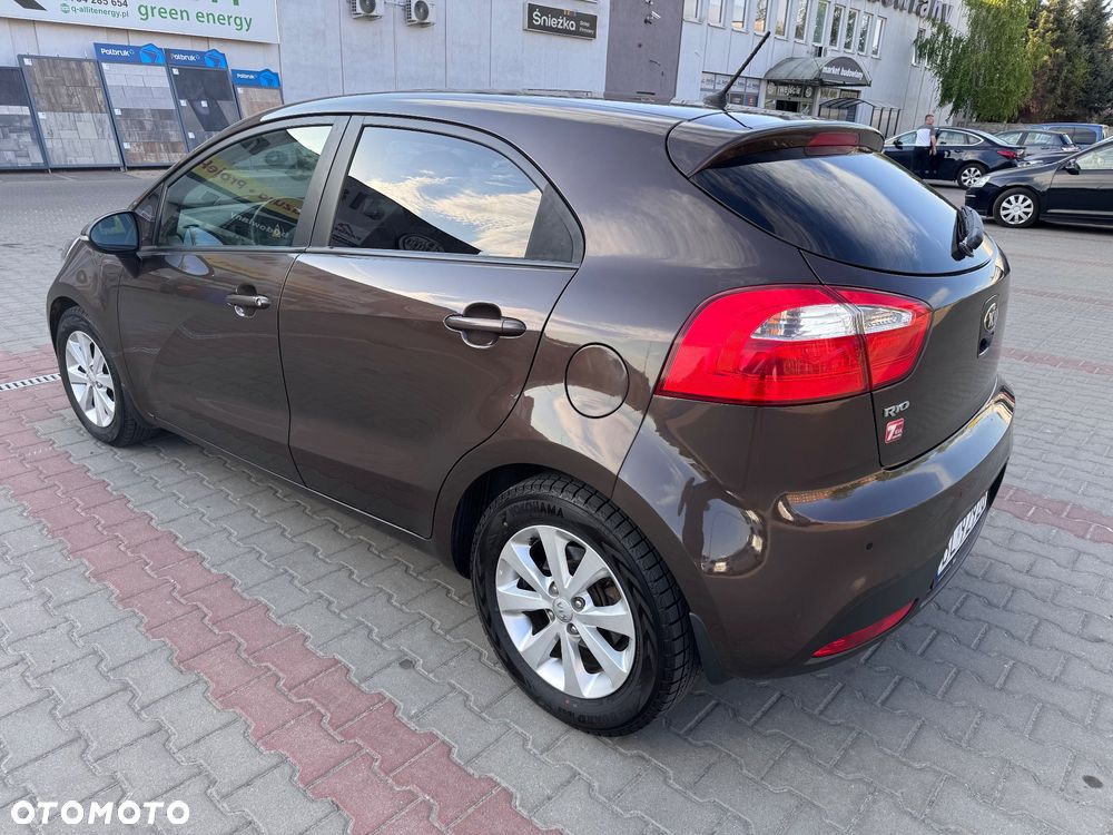 Kia Rio 1.4 Automatik Dream-Team Edition - 6