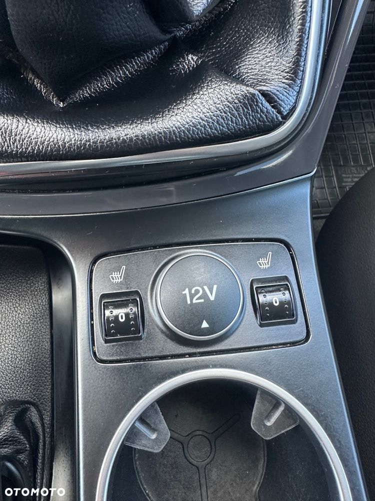 Ford Kuga - 14