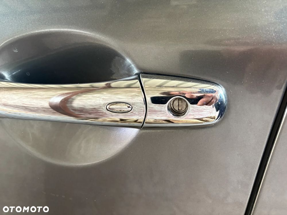 Infiniti Q70 Hybrid GT Premium - 17