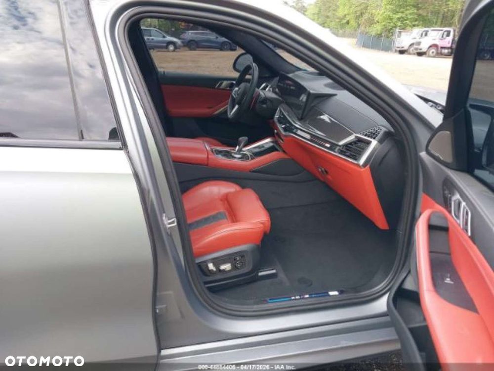 BMW X6M - 11