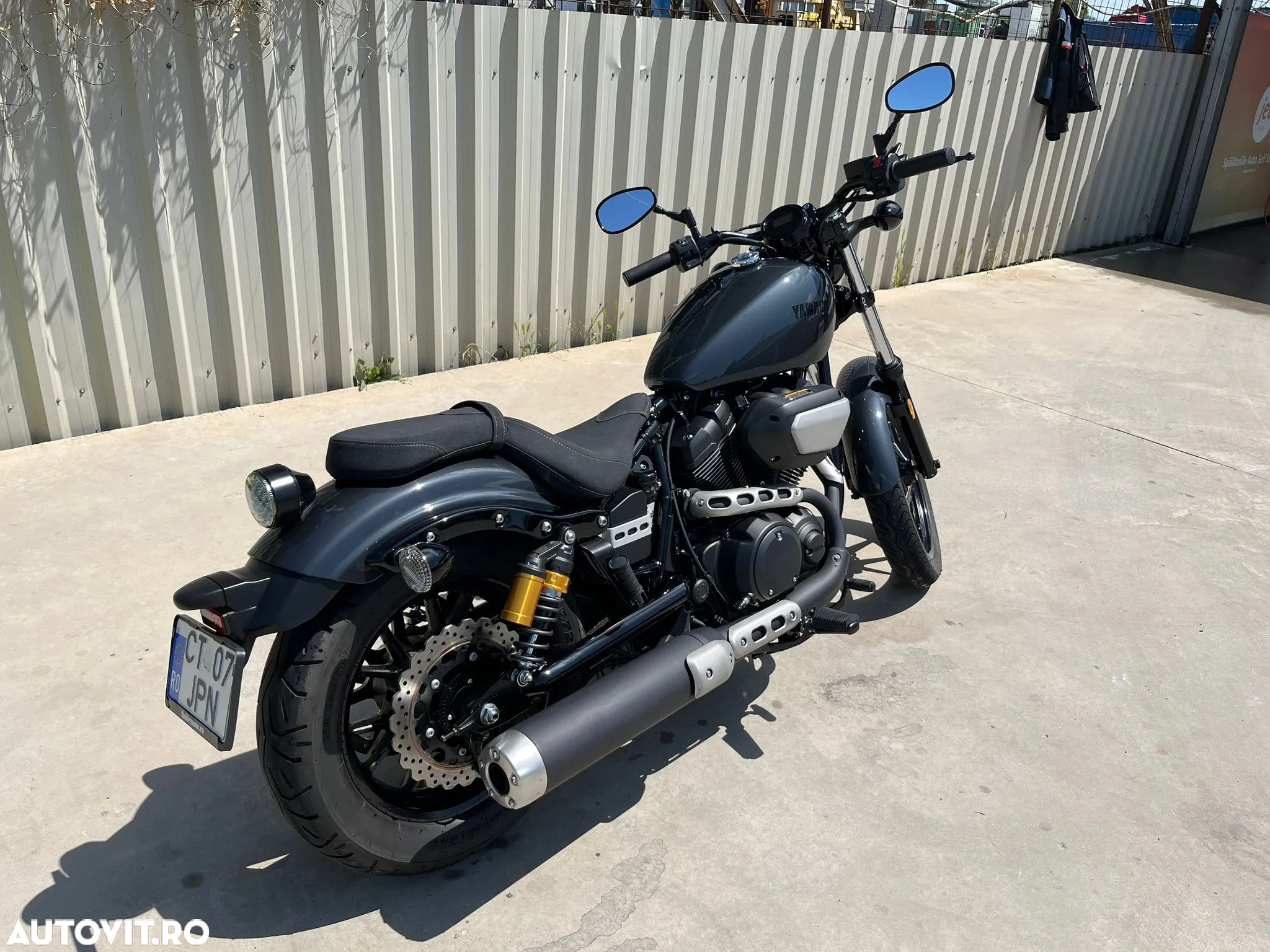 Yamaha XV 950R - 2