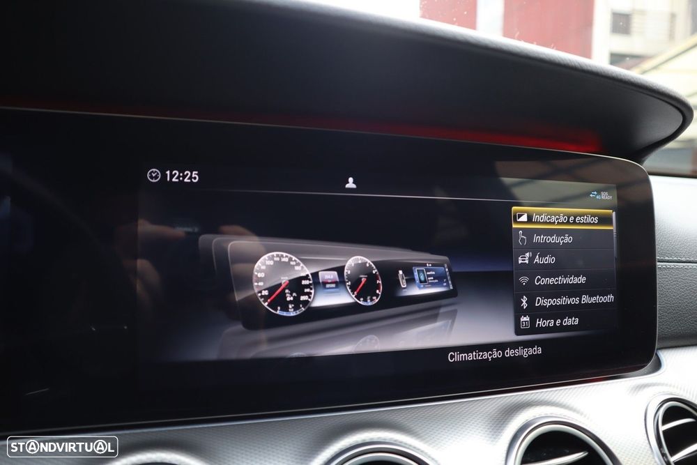 Mercedes-Benz E 220 d AMG 7L - 29