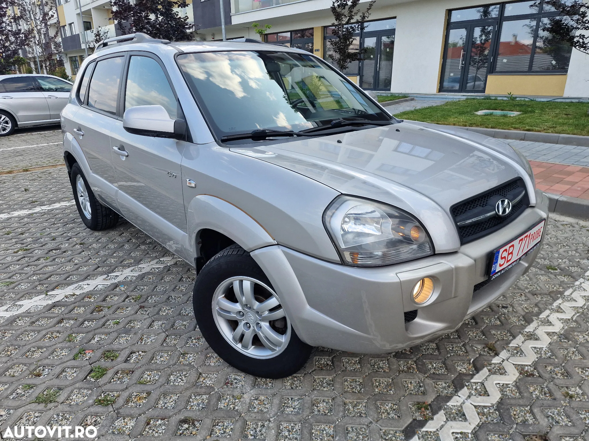 Hyundai Tucson 2.0 CRDI VGT GLS 4WD MT PREMIUM - 2