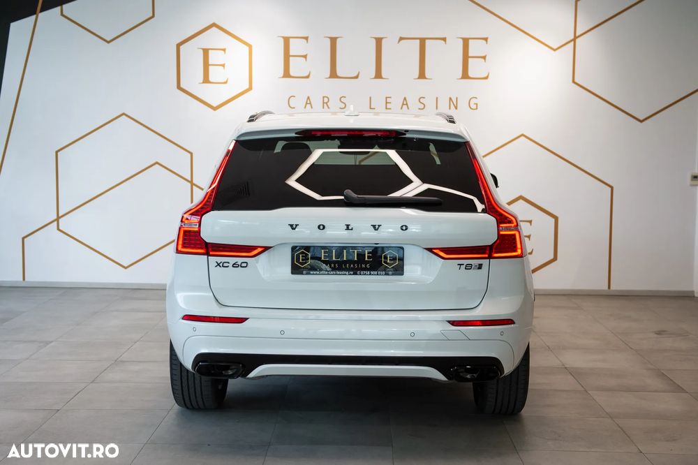 Volvo XC 60 Recharge T8 Twin Engine eAWD R-Design - 11
