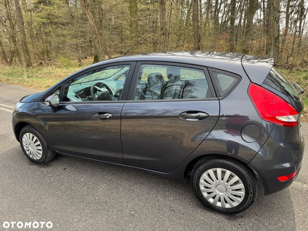 Ford Fiesta - 4