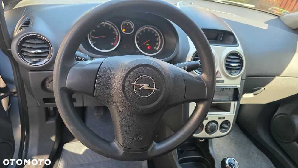 Opel Corsa - 8