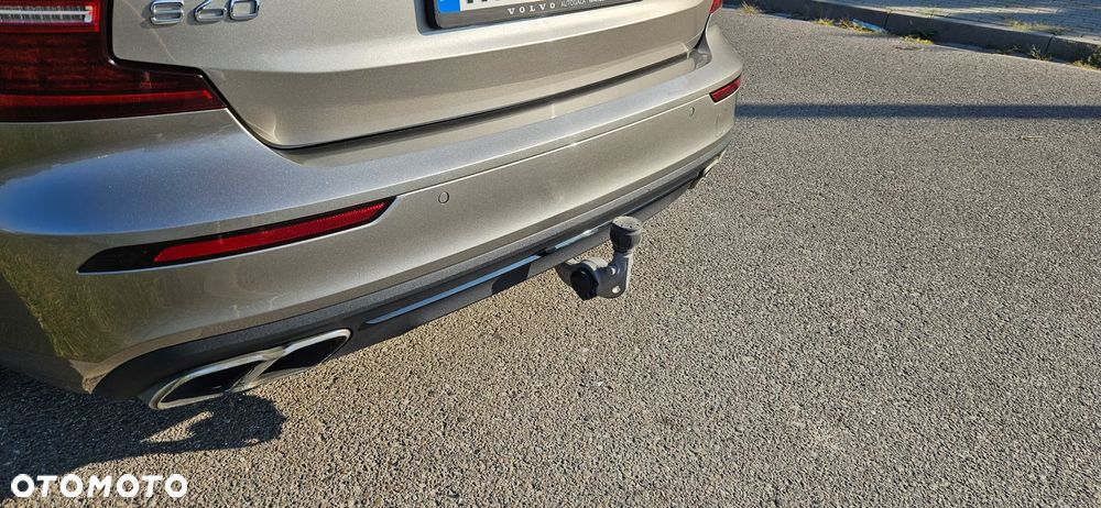 Volvo S60 T4 Momentum Pro - 11